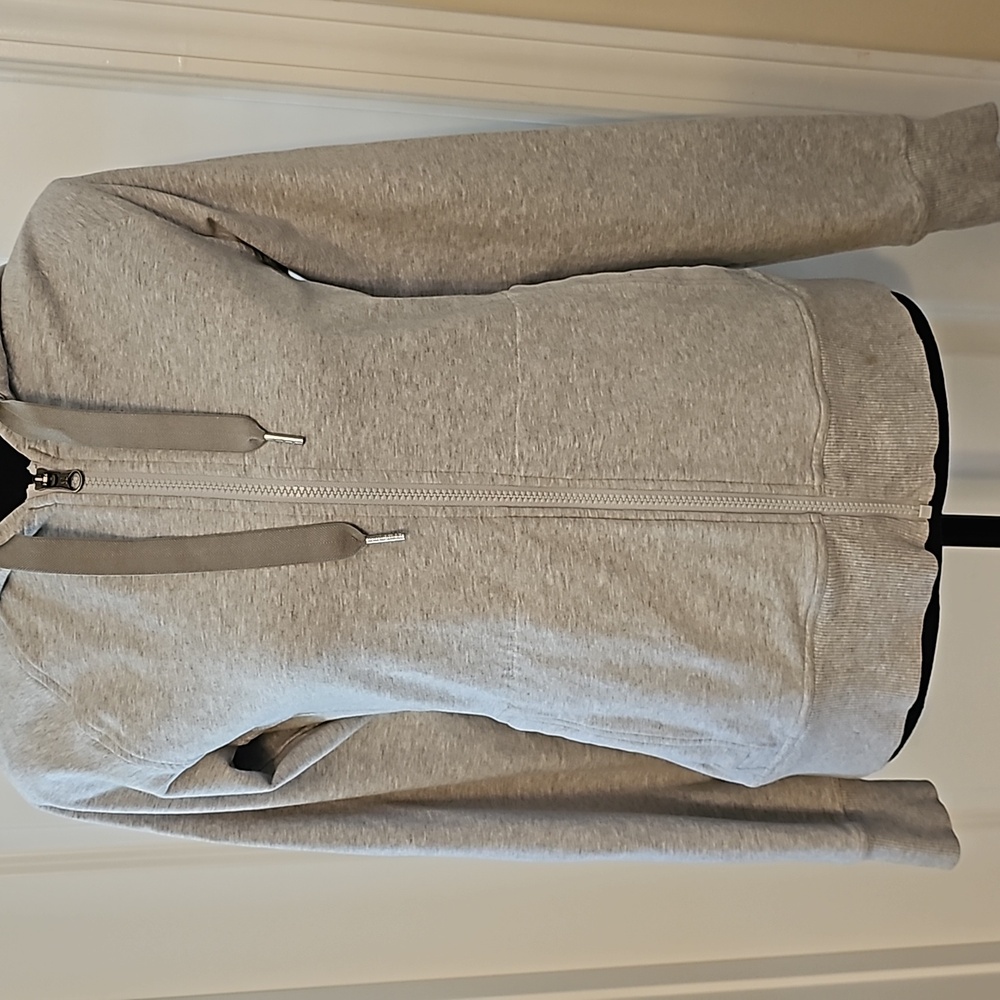 383. Lululemon Split Hoodie - Picture 1 of 11